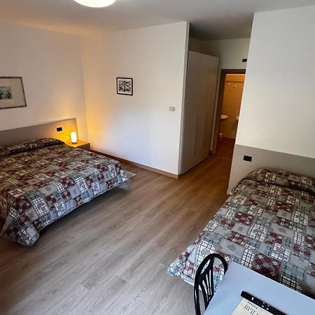 Albergo Stella Alpina เทนโน ภายนอก รูปภาพ